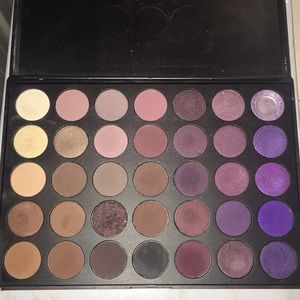 Morphe 35p Plum Pleasers Eyeshadow Palette